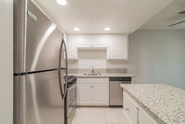 Interior Photo - Marconi Gardens