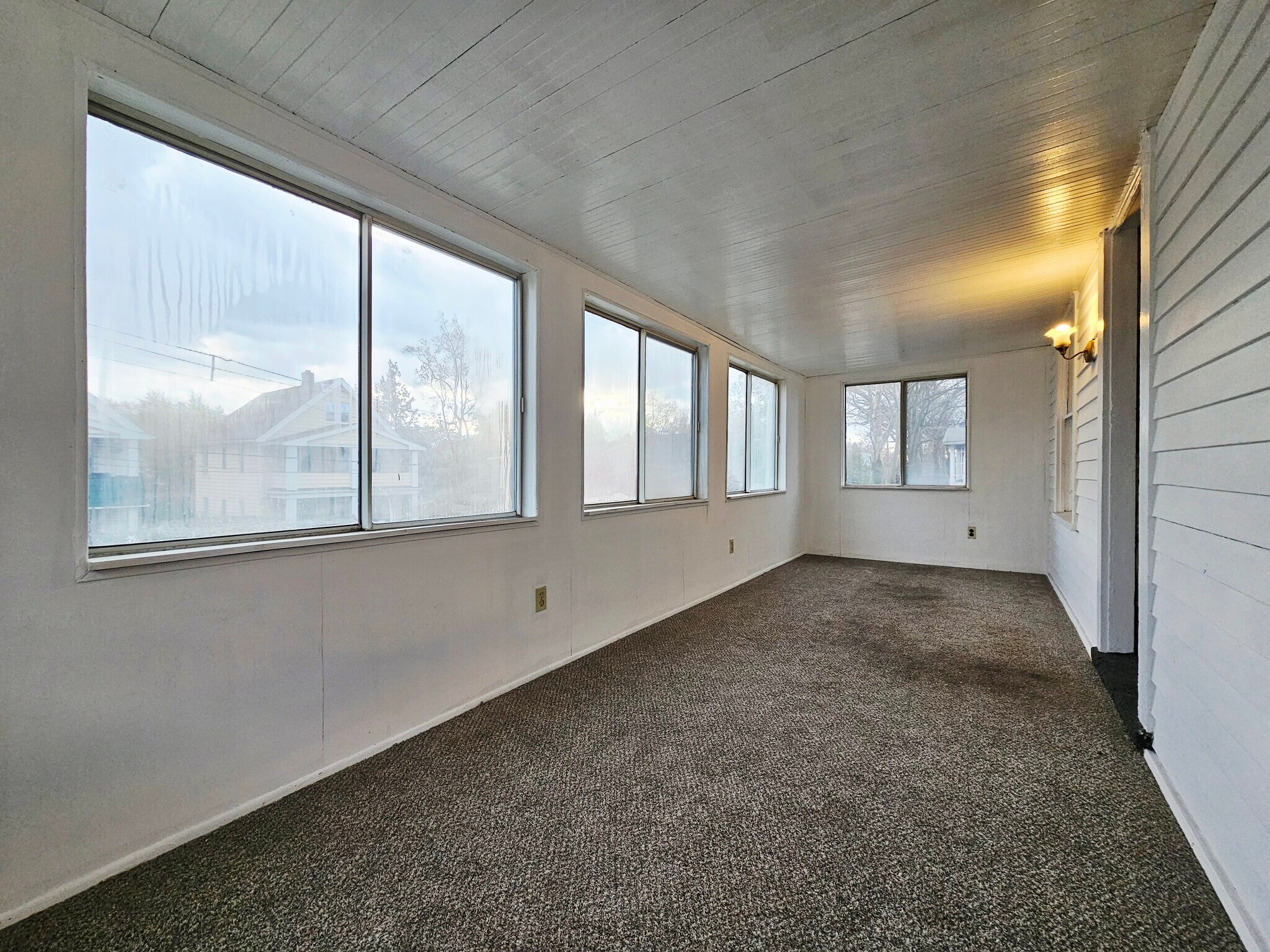 Building Photo - 16311 Huntmere Ave