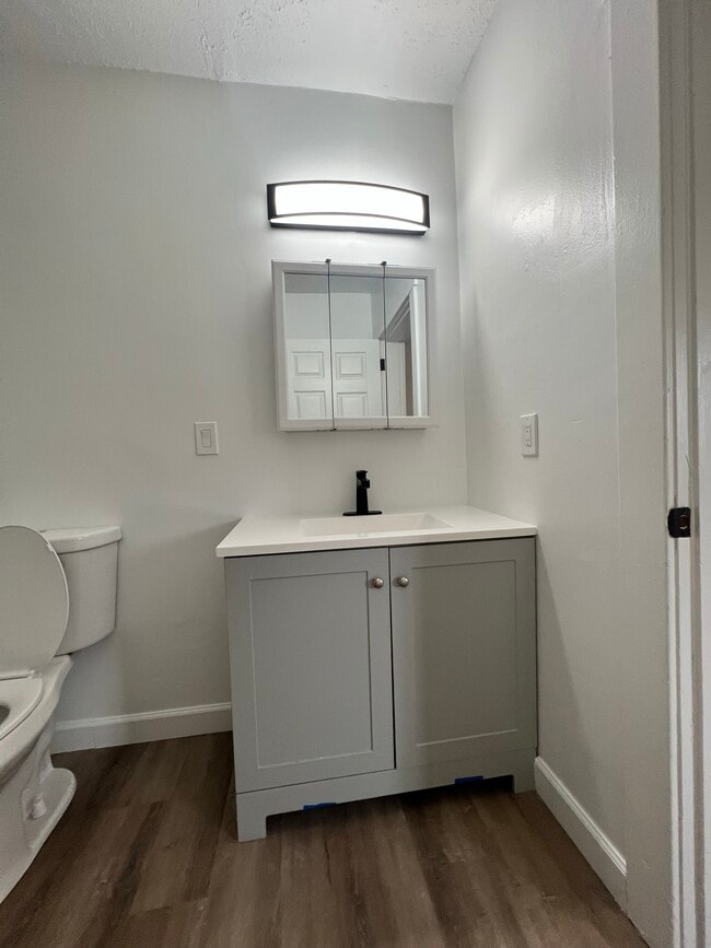 Building Photo - Single Family House in Kettering