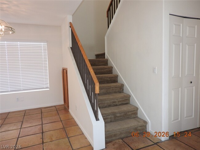 Building Photo - 742 Endicott Ct