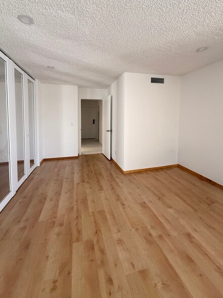 Bedroom - 8530 Holloway Dr