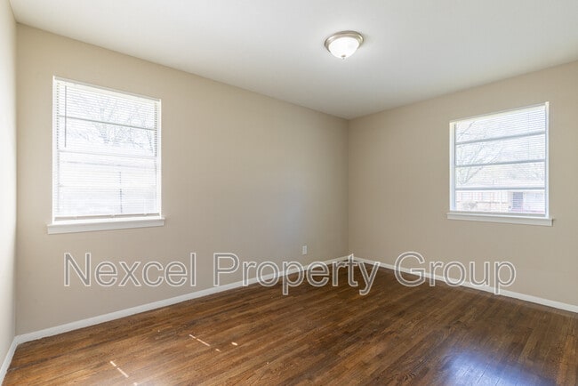 Building Photo - 5442 Loch Lomond Rd