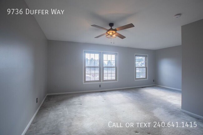 Building Photo - 9736 Duffer Way
