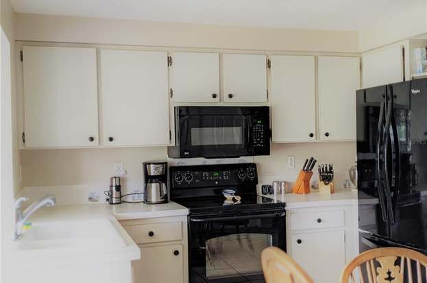 Building Photo - 644 Bonita Ct