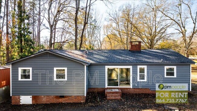 Building Photo - 501 S E St