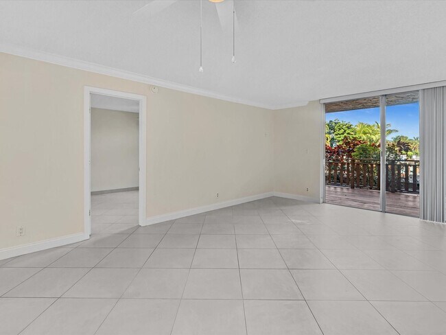 Building Photo - 1421 S Ocean Blvd