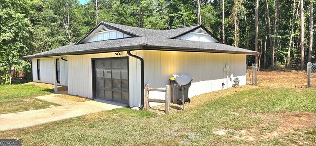 Building Photo - 2664 GA-34