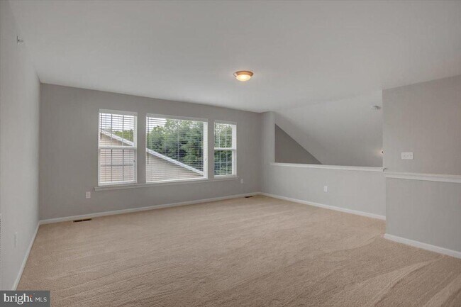 Building Photo - 5355 Mendenhall Dr.
