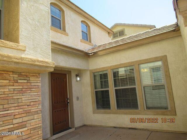 Building Photo - 3928 E Parkview Dr
