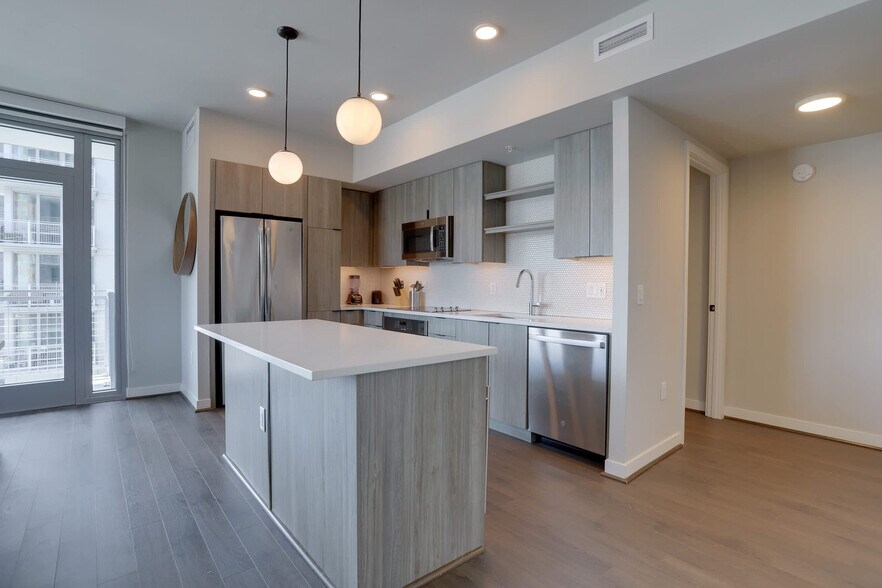 Building Photo - 1122 N Hudson St