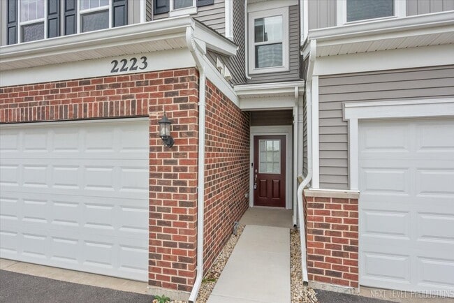 Building Photo - 2223 Ryegrass Ln