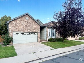 Building Photo - Open Ranch with 3 beds 2 baths and a 2-car...