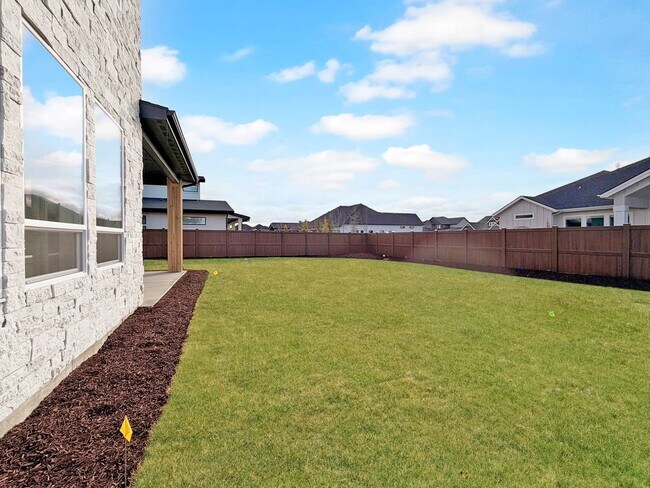 Building Photo - Pet-Friendly Luxury: New 4BD Construction with 2 Dedicated Offices in Eagle’s Centerra Community