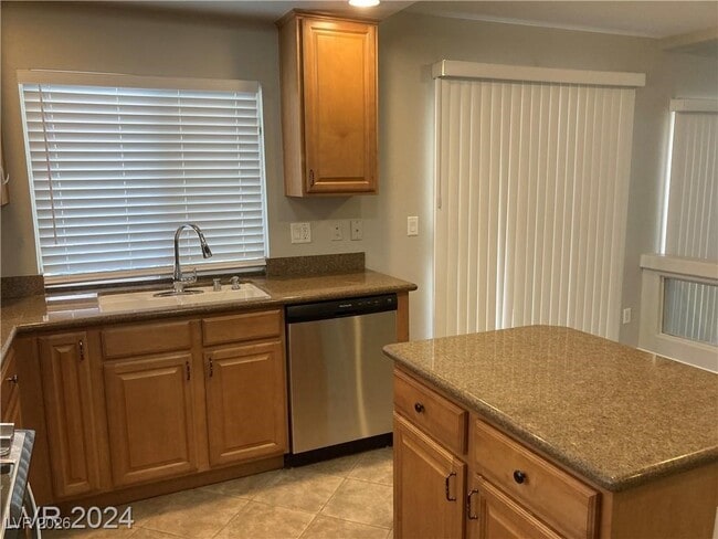 Building Photo - 843 Trout Stream Ct