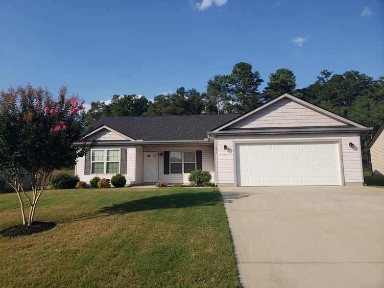 Primary Photo - 1020 Saint Charles Way