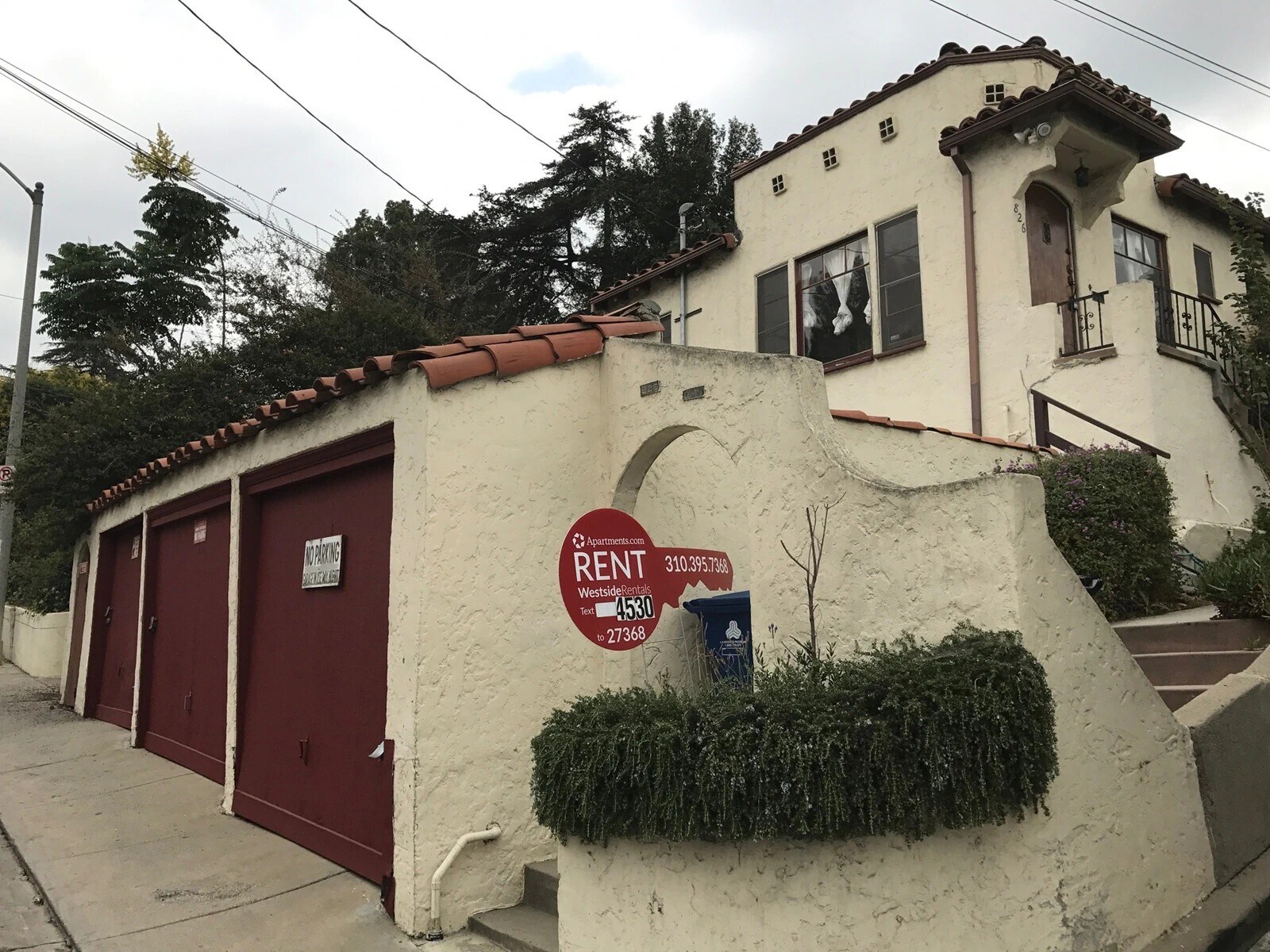 Building Photo - 826 Maltman Ave