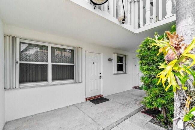 Primary Photo - 310 N K St