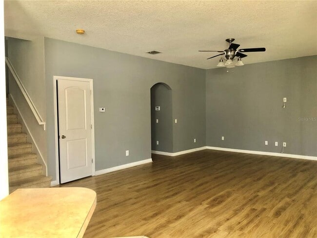 Building Photo - 1000 Araminta St