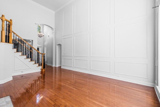 Building Photo - 10605 Coreopsis Dr