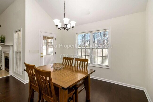 Building Photo - Beautiful 4 Bedroom House in Grayson!