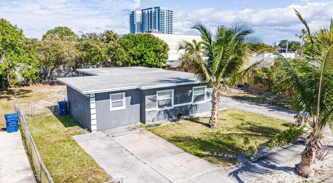 Building Photo - 112 W 34th St