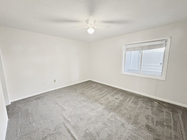 Building Photo - 103 Northlake Dr