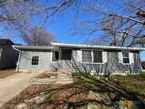 Building Photo - 1512 E Barton Ave