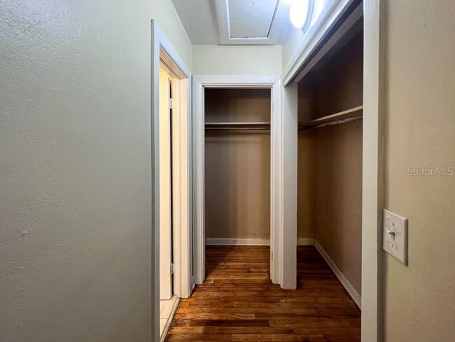 Building Photo - 2734 SW 3rd Pl