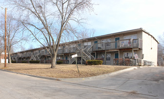 Building Photo - Red Hawk Apartments