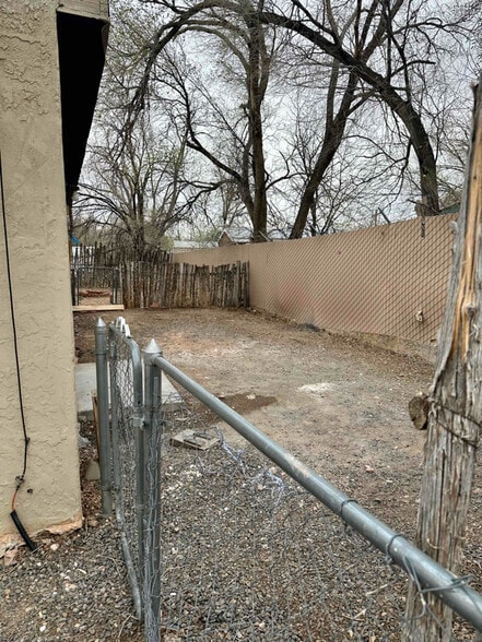 Building Photo - 105 Valencia Loop