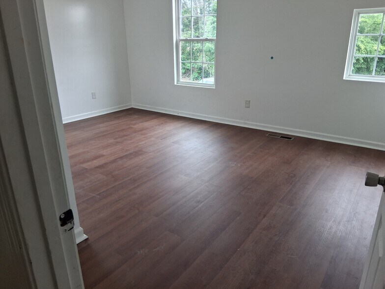 Building Photo - 4121 Alicia Ln