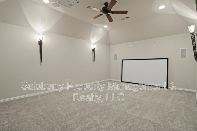 Building Photo - 9134 Penny Ln