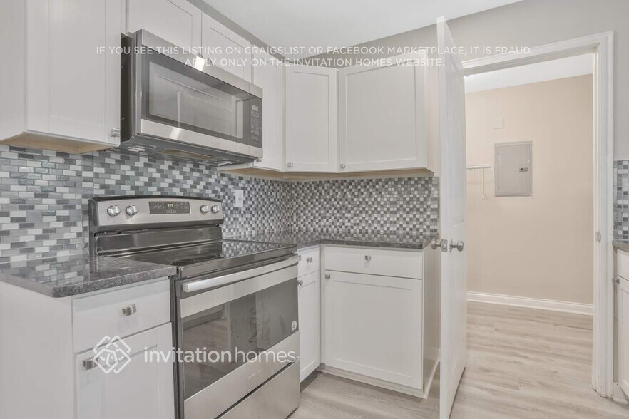 Building Photo - 3569 Troutdale Ct