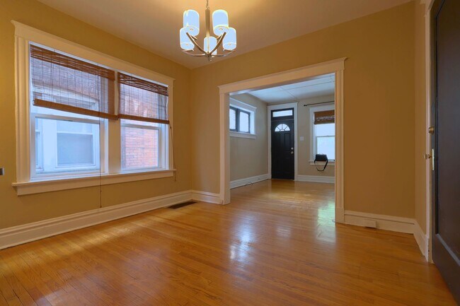 Building Photo - 2204-2206 Portis Ave.