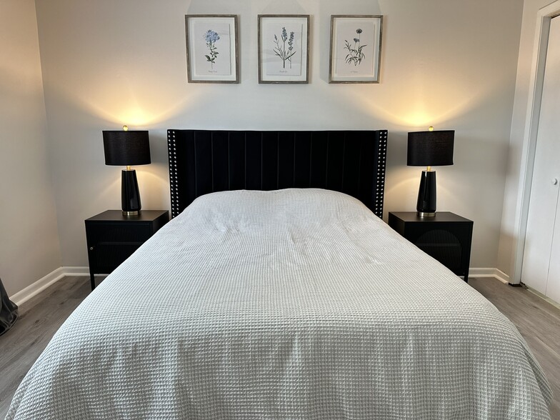 Building Photo - 1294 Old Newport Hwy