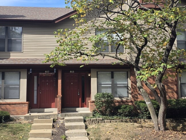 Primary Photo - 813 Forest Trace Dr