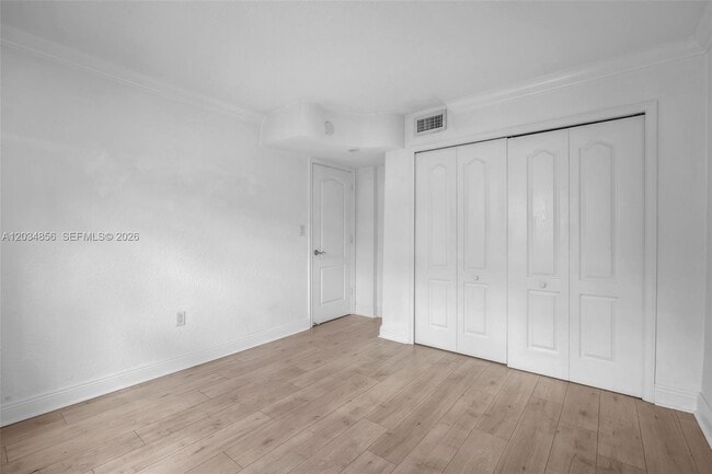 Building Photo - 3245 Virginia St