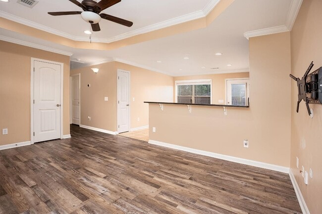 Building Photo - 2469 Waterstone Cir