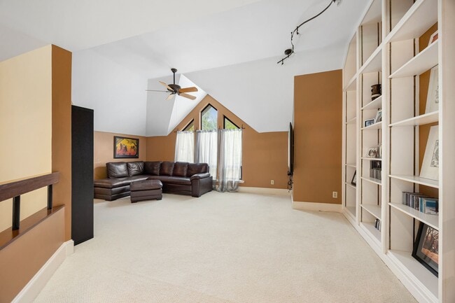 Building Photo - 19823 Sunbridge Ln