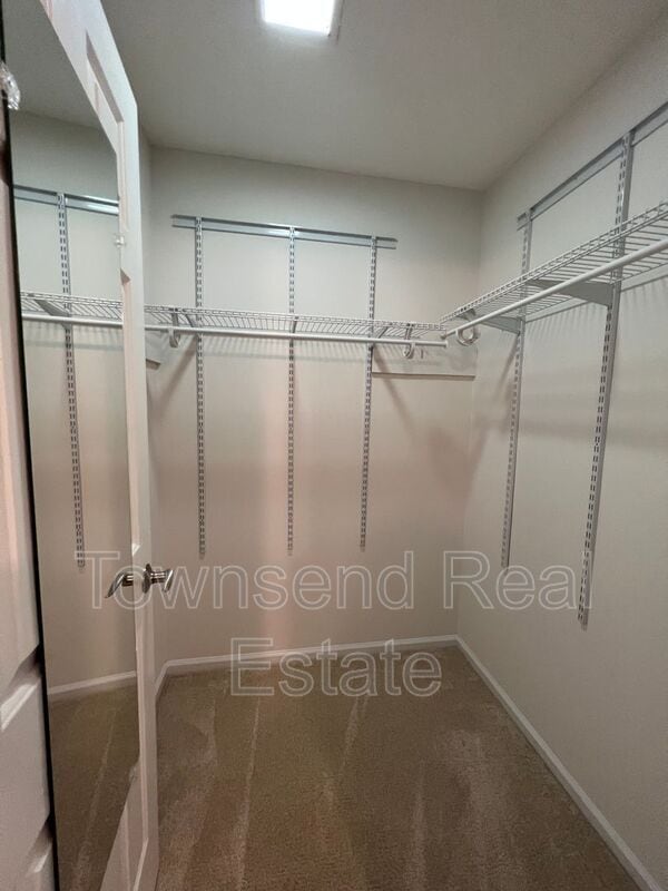 Building Photo - 303 Wagoner Dr