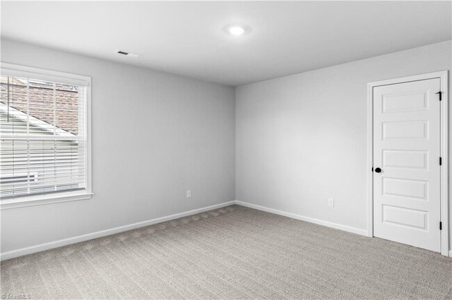 Building Photo - 7260 Huntgate Dr