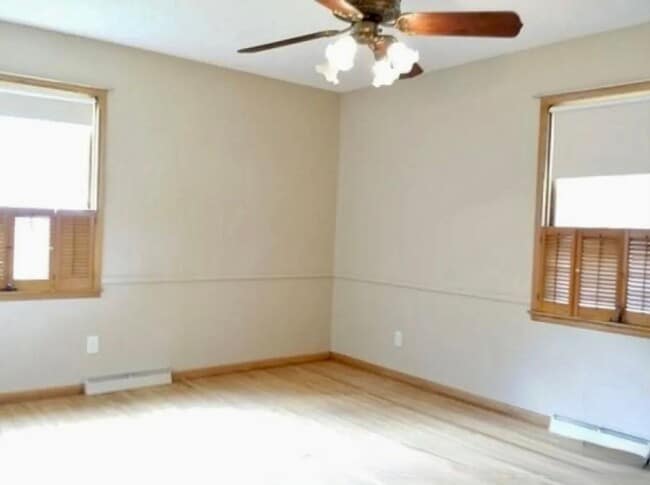 Building Photo - NW Rochester MN 3bedroom 2bath 2car detach...