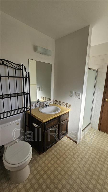 Building Photo - 14110 E Desmet Ave