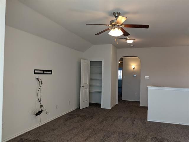 Building Photo - 209 Meadows Dr