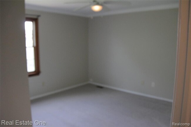 Building Photo - 44777 Saltz Rd