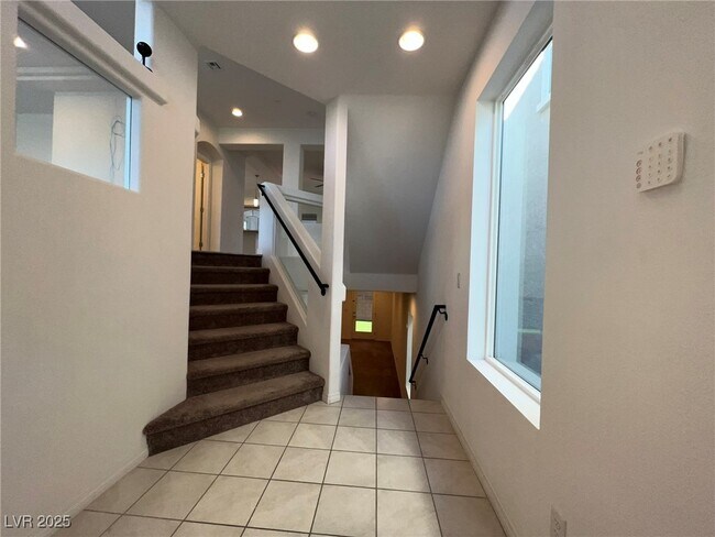 Building Photo - 7075 Jasper Hill Way