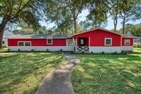 Building Photo - 201 White Dr