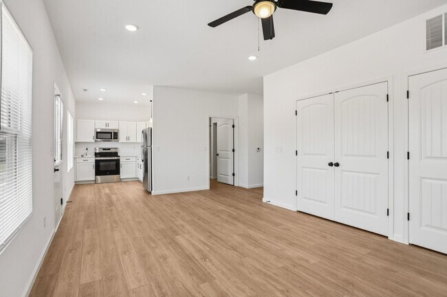 Building Photo - 50 Santo Domingo Dr