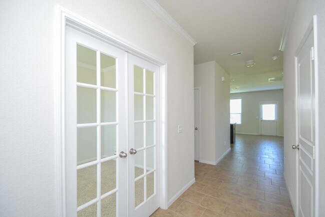 Building Photo - 5827 Banyan Oak Ct