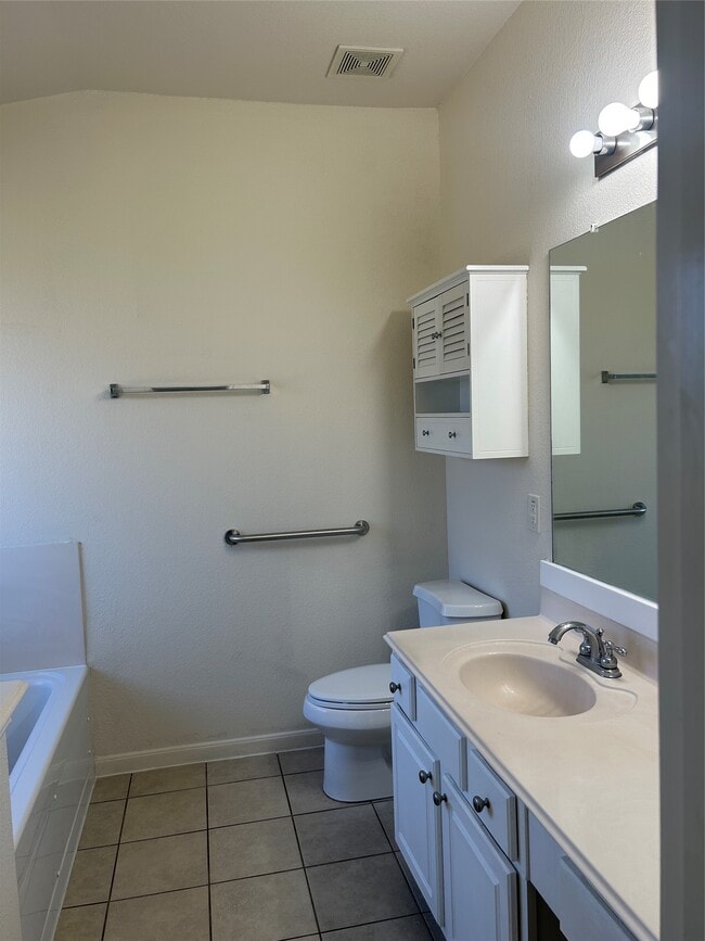 Building Photo - 5218 Meadow Canyon Dr